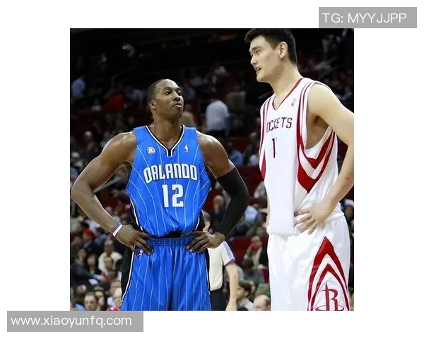 姚明与WWE明星面对面交流展现体育精神与友谊的精彩瞬间