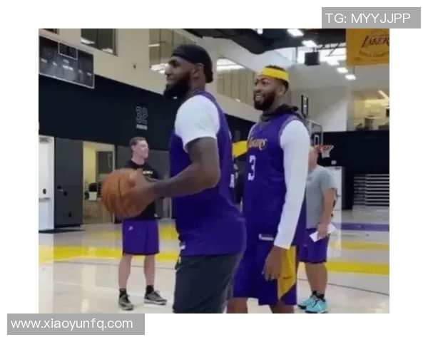 新秀时期姚明的崛起与挑战如何塑造了中国篮球的未来