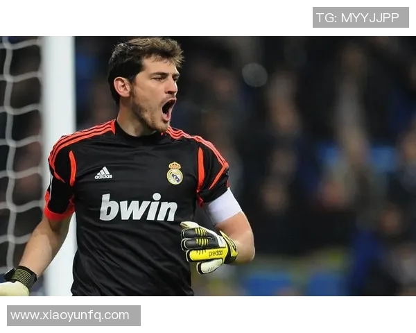 足球明星壁纸大图欣赏精美高清图片带你领略球场魅力与明星风采